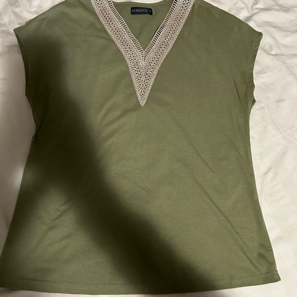 Women’s blouse
